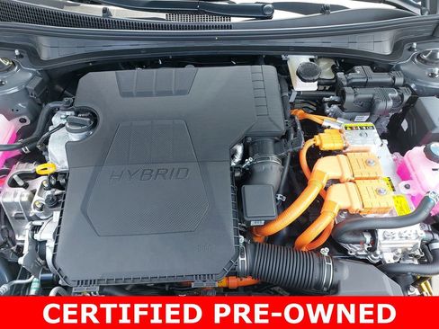 Used 2025 Hyundai Elantra Limited FWD image 31
