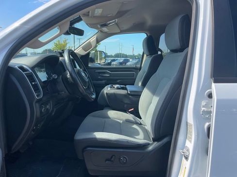 Used 2020 RAM 1500 Big Horn AWD/4WD image 3