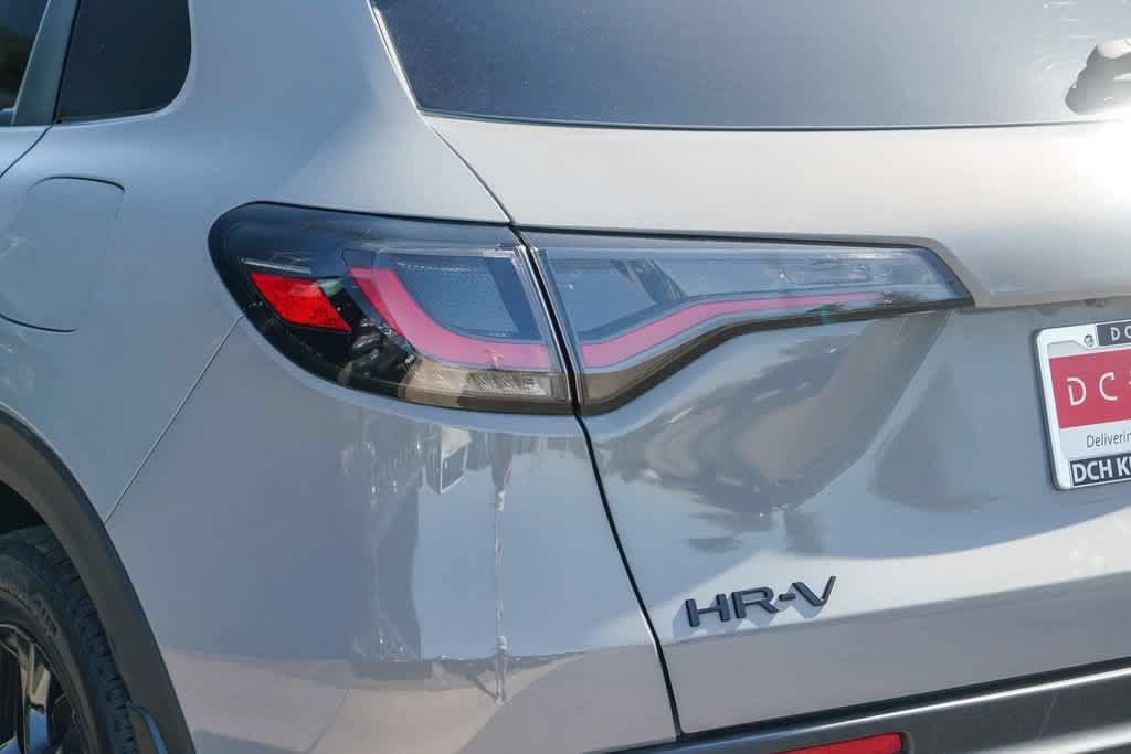 Used 2024 Honda HR-V Sport image 7