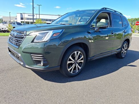 Used 2024 Subaru Forester Limited w/ POP Package 3 AWD/4WD image 4