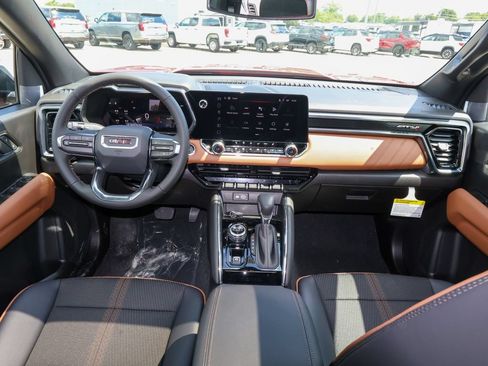 New 2026 GMC Canyon AT4 w/ Technology Plus Package AWD/4WD image 12
