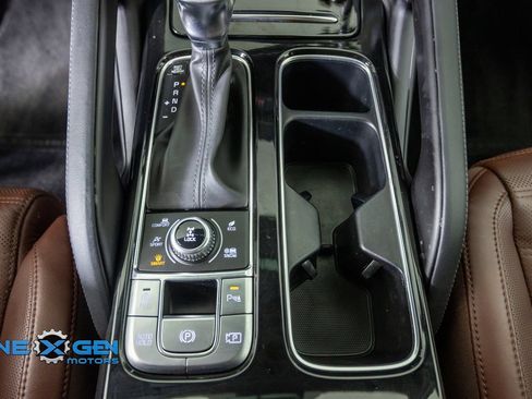 Used 2024 Kia Telluride SX Prestige w/ Towing Package AWD/4WD image 22