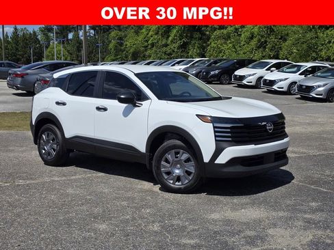 New 2026 Nissan Kicks S w/ Charging Package image 2