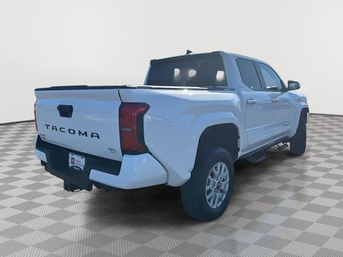 Used 2025 Toyota Tacoma SR5 image 9