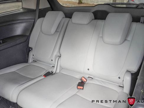 Used 2024 Honda Odyssey Touring image 45