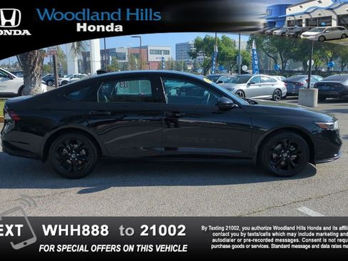 Certified 2025 Honda Accord SE image 4