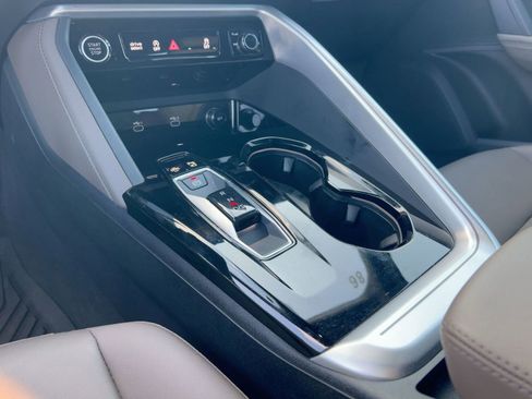 Certified 2025 Audi Q5 Premium w/ Convenience Package image 18