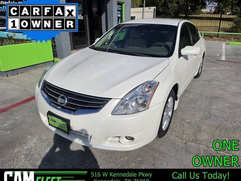 Used 2012 Nissan Altima 2.5 S w/ 20th Anniversary Pkg FWD image 1