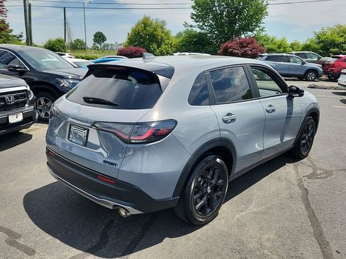 Used 2024 Honda HR-V Sport image 6