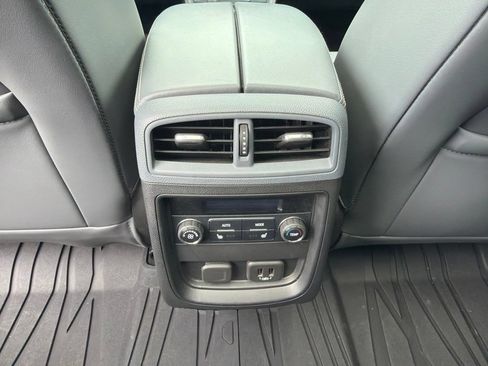 Used 2019 Buick Envision Essence AWD/4WD image 18