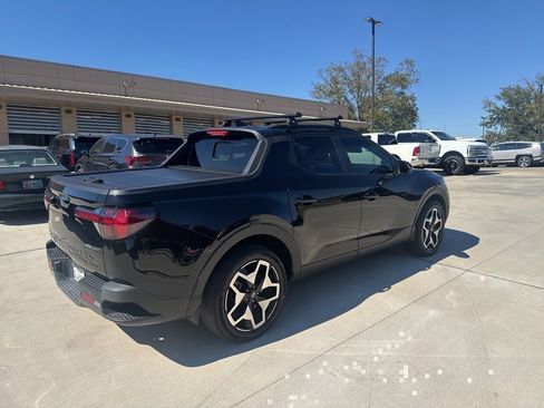 Used 2023 Hyundai Santa Cruz Limited image 3