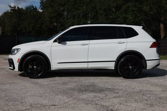 Used 2019 Volkswagen Tiguan SEL Premium R-Line w/ 3rd Row Seat Package AWD/4WD image 4