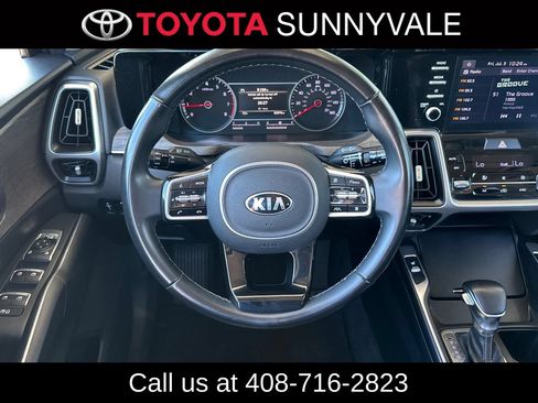 Used 2021 Kia Sorento EX FWD image 18