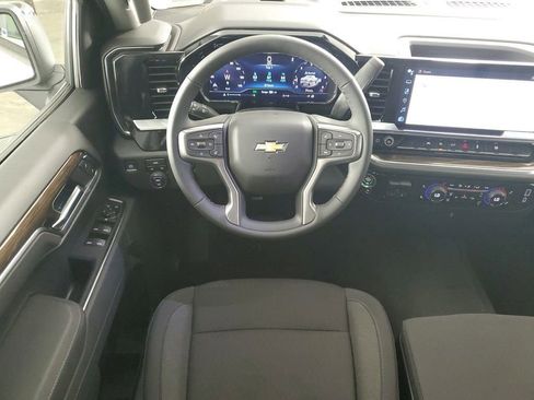 New 2025 Chevrolet Silverado 1500 LT image 14