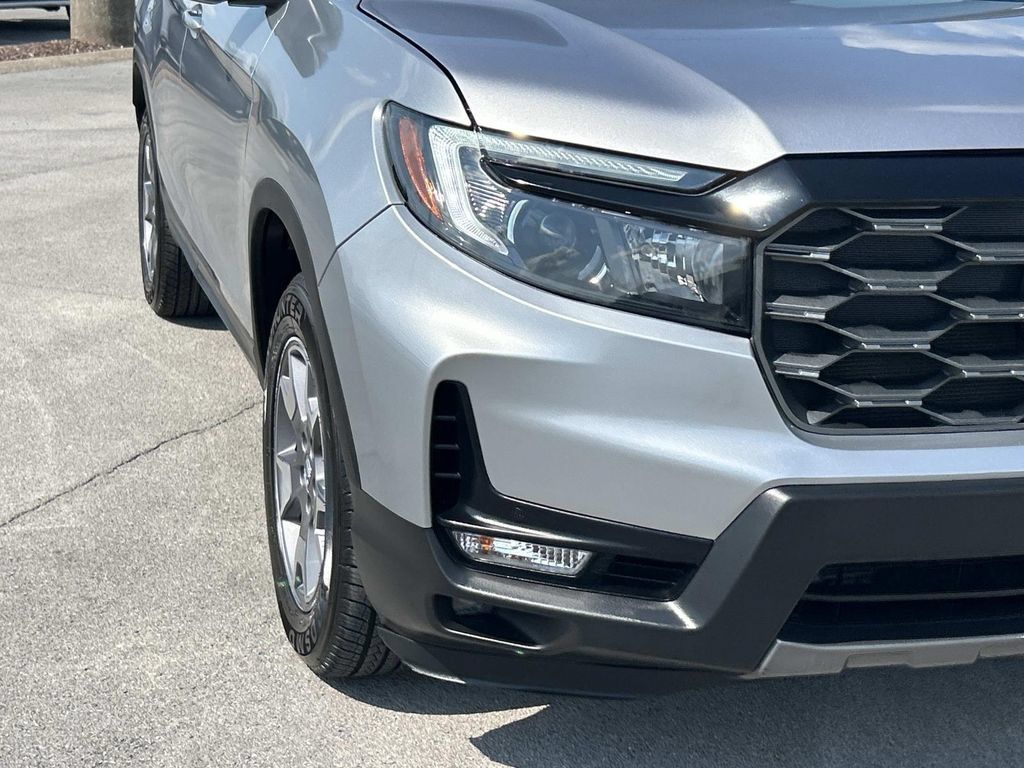Used 2022 Honda Passport TrailSport image 11