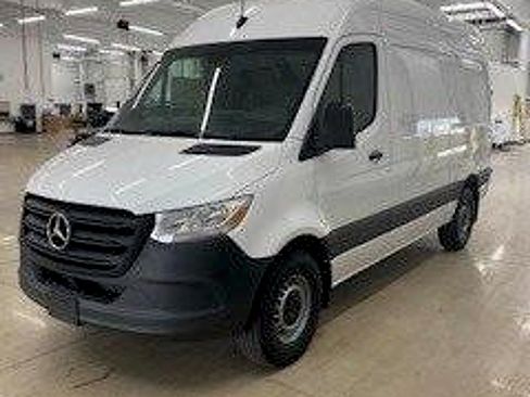New 2025 Mercedes-Benz Sprinter 2500 image 3