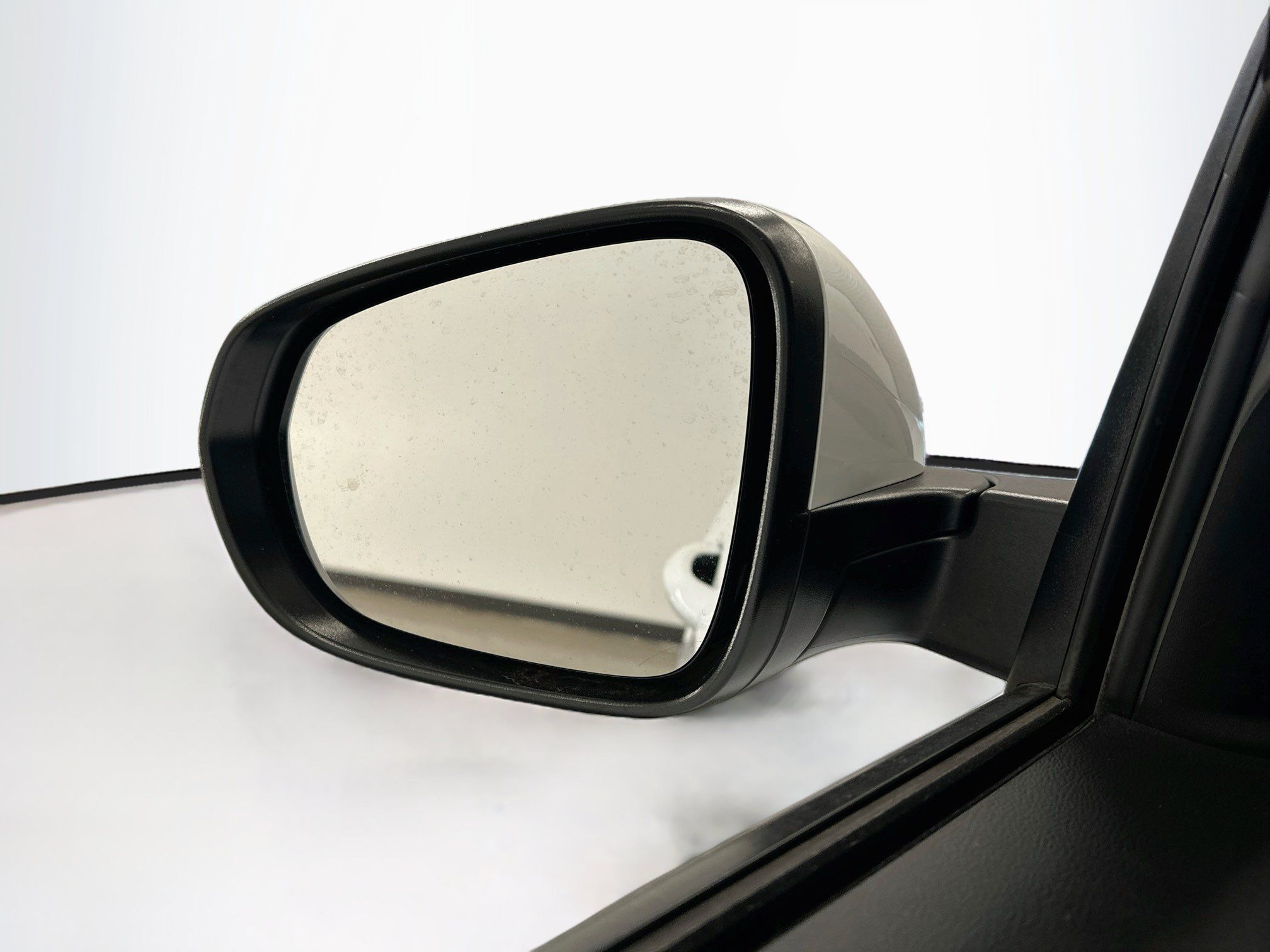 Used 2025 Chevrolet TrailBlazer LT AWD/4WD image 16