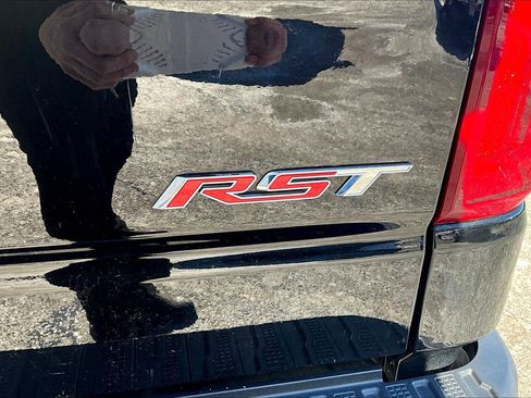 Used 2023 Chevrolet Silverado 1500 RST image 16