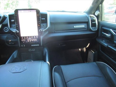 Certified 2026 RAM 3500 Laramie AWD/4WD image 15