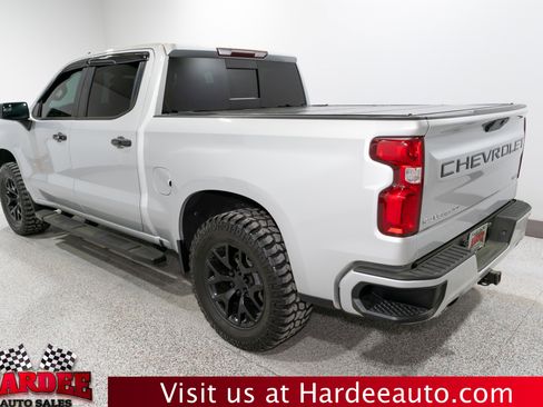 Used 2022 Chevrolet Silverado 1500 RST w/ Convenience Package II image 3