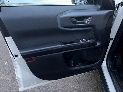 Used 2024 Ford Bronco Sport Badlands image 11