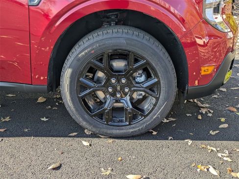 New 2025 Ford Maverick XLT w/ Equipment Group 301A image 21