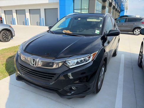 Used 2019 Honda HR-V EX image 1