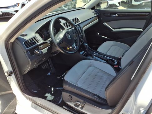 Used 2015 Volkswagen Passat 1.8T Sport FWD image 15