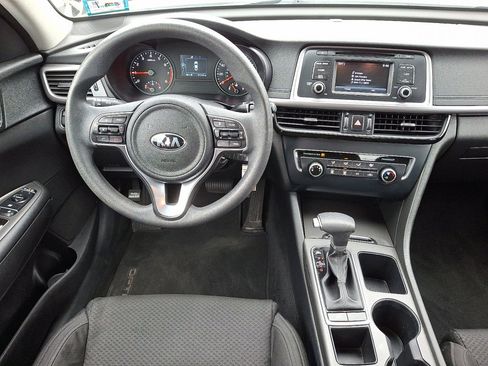 Used 2016 Kia Optima LX w/ LX Convenience Package image 17