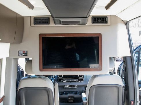 Used 2020 Mercedes-Benz Sprinter 3500 image 54