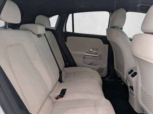 Certified 2025 Mercedes-Benz GLA 250 GLA 250 image 20