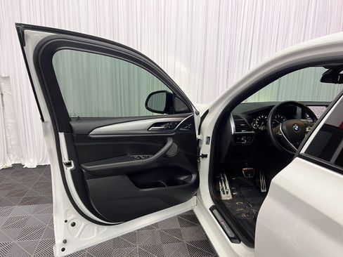 Used 2019 BMW X4 xDrive30i w/ M Sport Package 2 AWD/4WD image 26