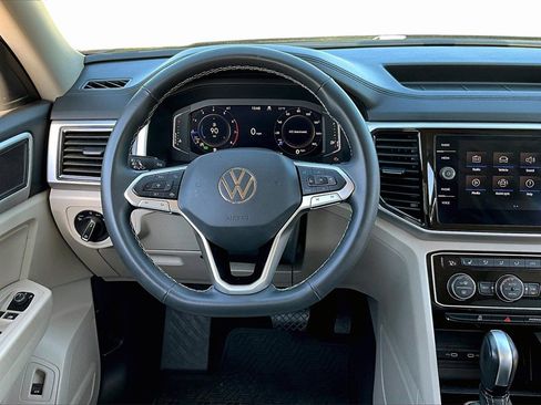 Used 2022 Volkswagen Atlas SE image 5