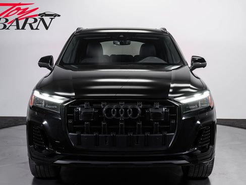 Used 2025 Audi Q7 3.0T Premium Plus AWD/4WD image 8