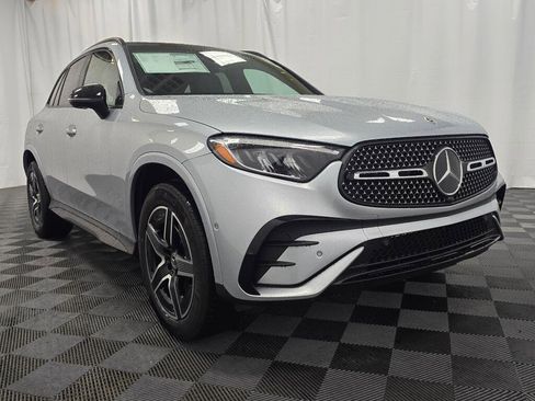New 2026 Mercedes-Benz GLC 300 GLC 300 image 8