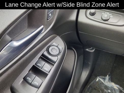 Used 2024 Buick Envista Preferred w/ Convenience I Package image 35