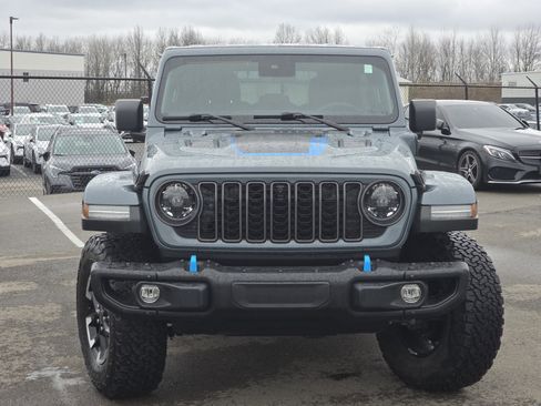 Used 2024 Jeep Wrangler Unlimited Rubicon 4xe image 2