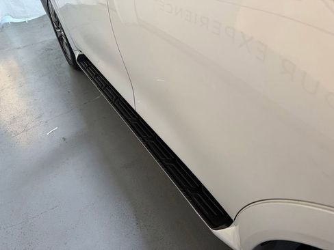 Used 2019 INFINITI QX80 Luxe w/ 22" Wheel Package RWD image 7