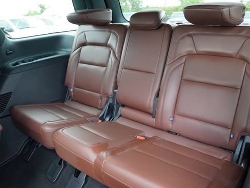 Used 2025 Lincoln Navigator Reserve AWD/4WD image 19
