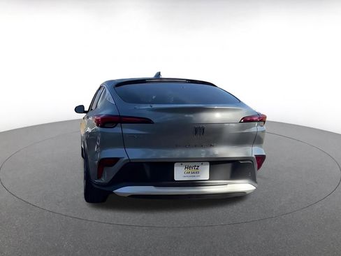 Used 2025 Buick Envista Preferred image 7