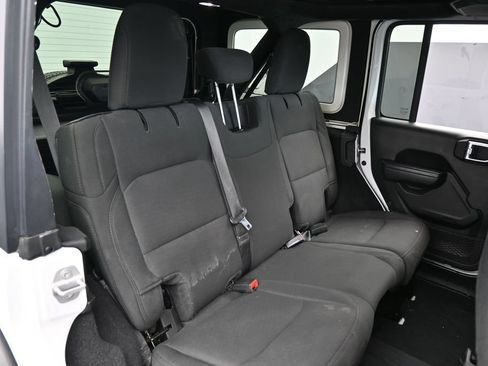 Used 2022 Jeep Wrangler Unlimited Sport AWD/4WD image 44