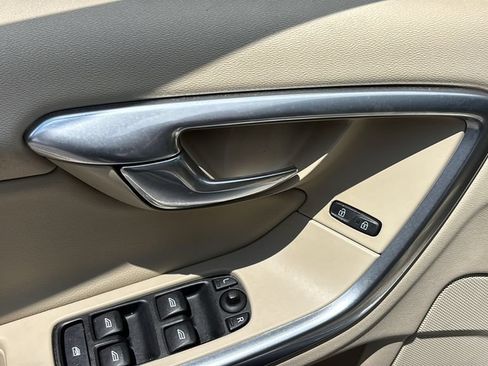 Used 2015 Volvo S60 T5 Premier FWD image 11