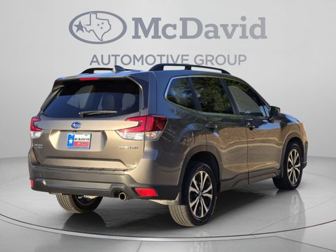 Used 2019 Subaru Forester Limited w/ Popular Package #3 AWD/4WD image 6
