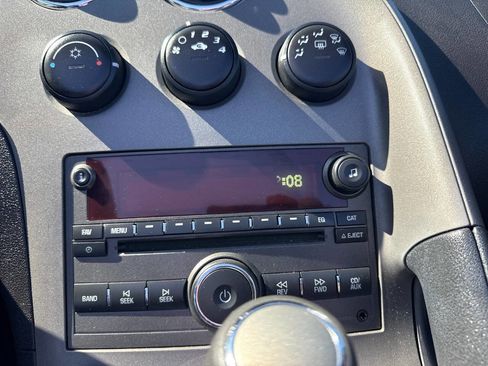 Used 2006 Pontiac Solstice Convertible w/ Power Package RWD image 39