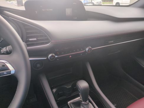 New 2026 MAZDA MAZDA3 Carbon AWD/4WD image 18