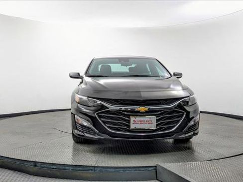 Used 2025 Chevrolet Malibu LT FWD image 12