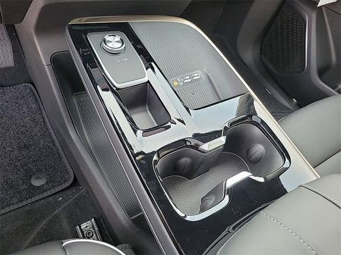 New 2026 Buick Enclave Avenir w/ Super Cruise Package image 28