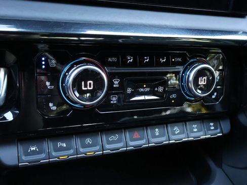Certified 2024 GMC Sierra 1500 AT4X AWD/4WD image 27