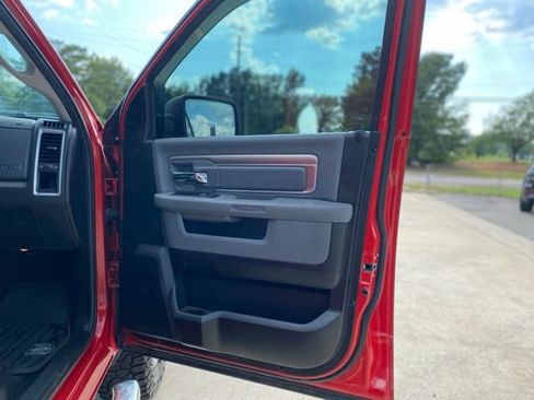 Used 2019 RAM 1500 Big Horn AWD/4WD image 14