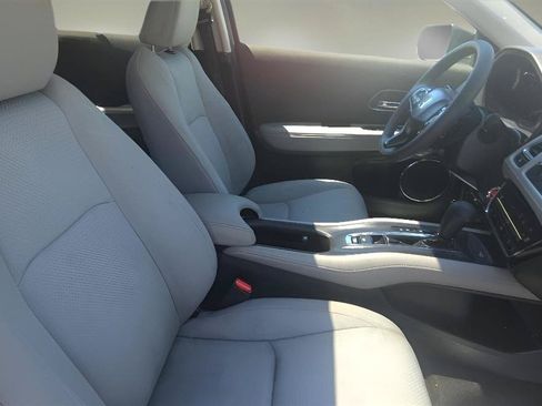 Used 2019 Honda HR-V EX image 30